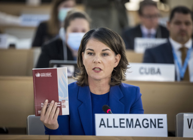 Die „taz“ entlarvt Baerbocks Außenpolitik als Geheimniskrämerei