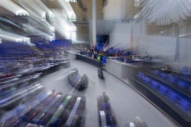 Diesen Berliner Abgeordneten droht der Rauswurf aus dem Bundestag