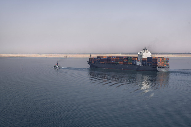 Huthi-Rebellen greifen Frachter an – USA reagieren