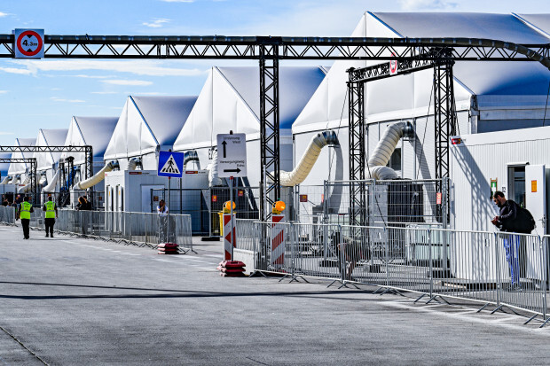 Berlin: Eine halbe Milliarde für Unterbringung von Migranten