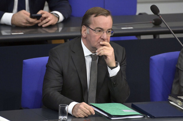 Verwirrspiel um den neuen Kampfhubschrauber