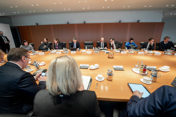 Übrig bleibt die Einsicht: Das Land wird von Dilettanten regiert