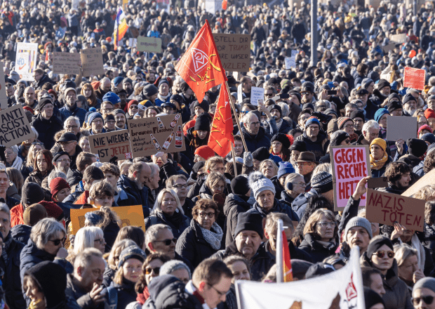 Treibt die Angst vor versiegenden Fördergeldern die Linken auf die Straße?