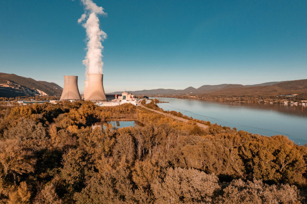 Frankreich kündigt massiven Ausbau der Kernenergie an