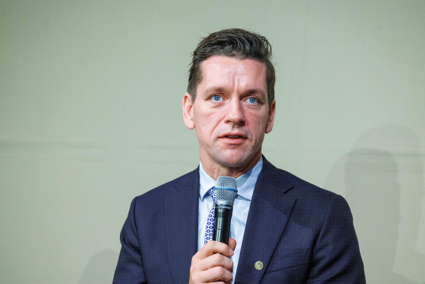 Kaare Dybvad Bek: Asylsystem zusammengebrochen – Schlepperrouten schließen