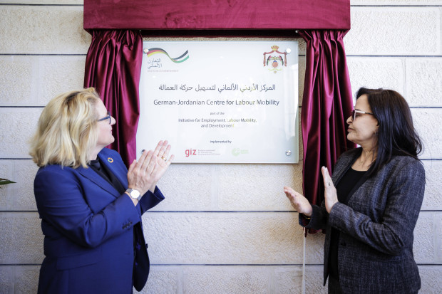 Die Hybris der Entwicklungshelfer