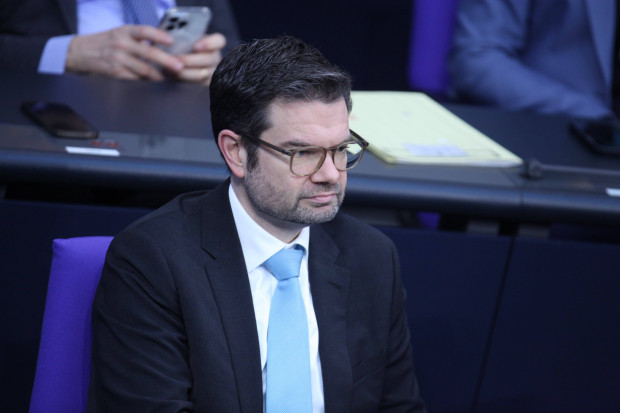 Buschmann will das Strafmaß bei sexuellem Kindesmissbrauch wieder senken