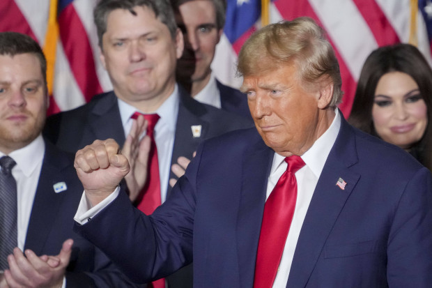 Republikaner-Vorwahlen in Iowa: Trump gewinnt in allen 99 Wahlbezirken