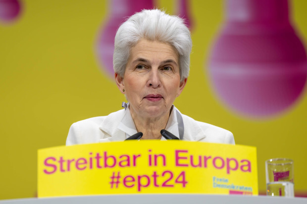 FDP wirbt für sich mit Krieg und der „Allergeilsten“