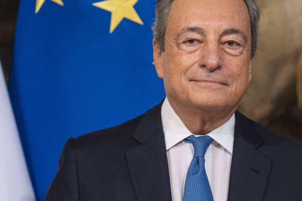 Draghi fordert EU-Investitionen von bis zu 500 Milliarden Euro