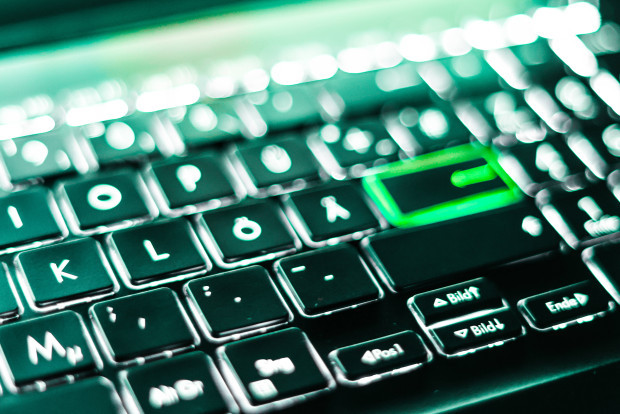 Die Hälfte aller großen Unternehmen war letztes Jahr Opfer von Cyber-Angriffen