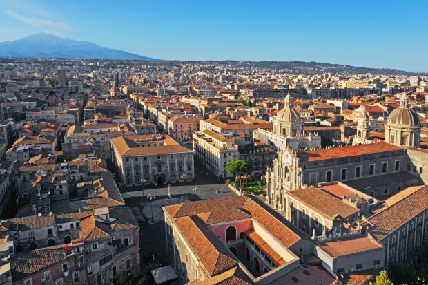Catania: Sieben Ägypter vergewaltigen 13-Jährige – Meloni solidarisch mit Opfern