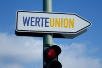 Noch nicht richtig Partei – und schon Zoff in der Bude