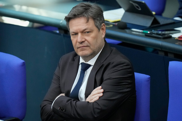 Robert Habeck hat genug von Ampel, Grundgesetz und Realität