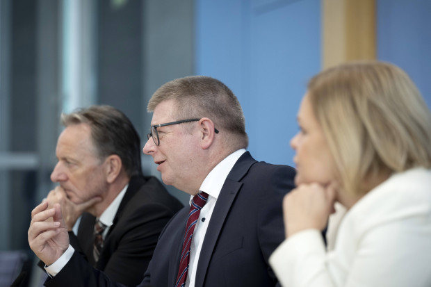 Mit Correctiv von der Krise der Großen Transformation ablenken