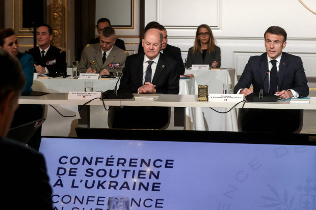 Macron will Bodentruppen in die Ukraine schicken – Scholz nicht mal Raketen