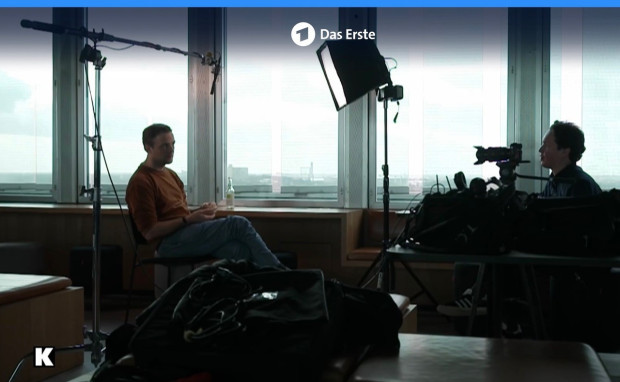 Die gestrichenen Wörter – heute: „Erfinde Geschichten“ verschwindet von Correctiv-Autor-Homepage