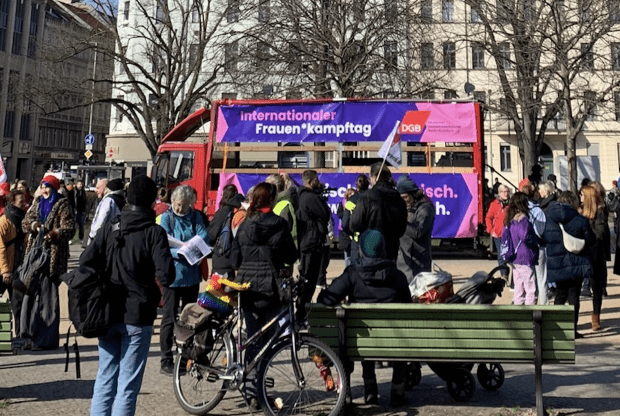 Die Feministinnen-Bewegung spaltet sich