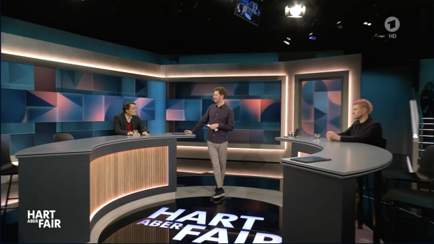 Hart aber Fair: Lauterbach spricht über Fake News. Keine Pointe.