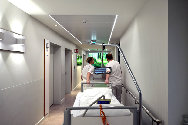 Mehr Auszubildende in der Pflege – aber immer noch viel zu wenige