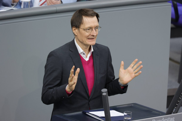 Karl Lauterbach möchte alle automatisch zum Organspender machen