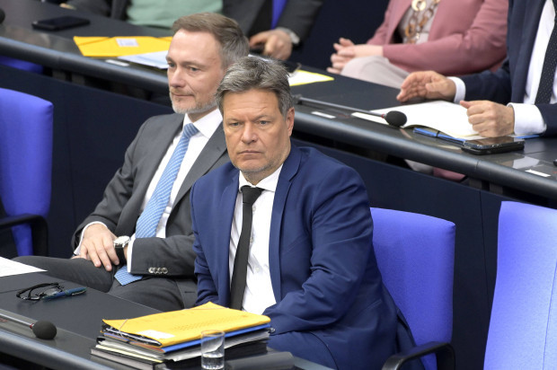 Habeck will Europa auf Landkrieg vorbereiten – koste es, was es wolle