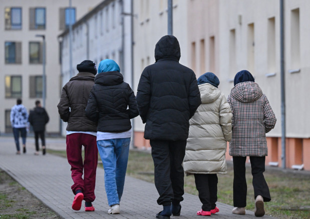 Deutsche halten Zuwanderung und Flucht für wichtigstes Thema