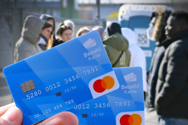 Bezahlkarte für Asylbewerber geht durch den Bundestag: Kommt sie in allen Ländern an?