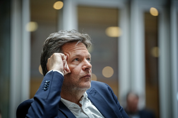 Wie ein Gutachten Habecks Energie-Illusionen entzaubert