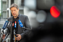 Habeck gibt 16,5 Millionen Euro für externe Rechtsberater aus