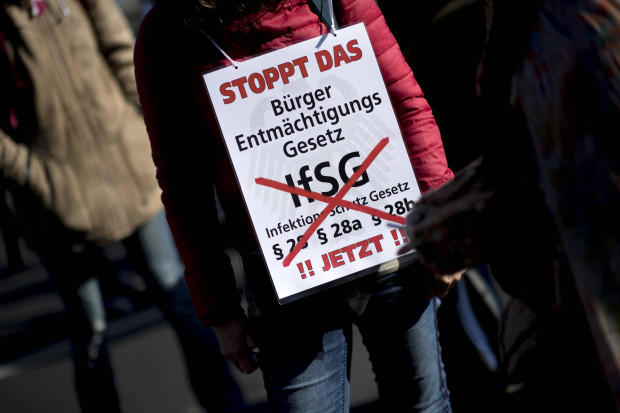 Die Weichen auf Pandemie stellen