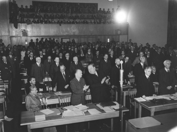 Nachruf auf die Bonner Republik