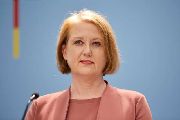 „Demokratie leben!“: Gegen Extremisten, aber nicht gegen Islamisten