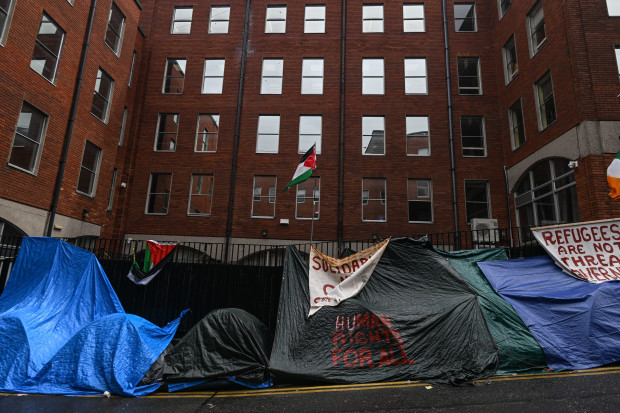 Irische Regierung wirft London Anheizen der illegalen Migration vor