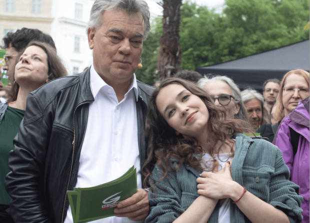 Österreichs Grüne: Die Affäre Schilling und kein Ende