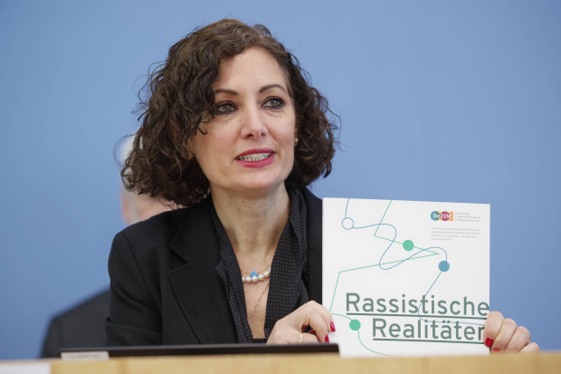 Foroutan verteidigt den Extremismus, den sie bekämpfen soll