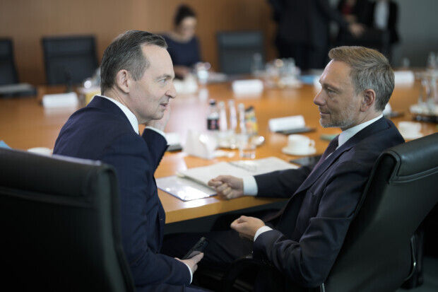 Bürgergeld statt befahrbarer Straßen