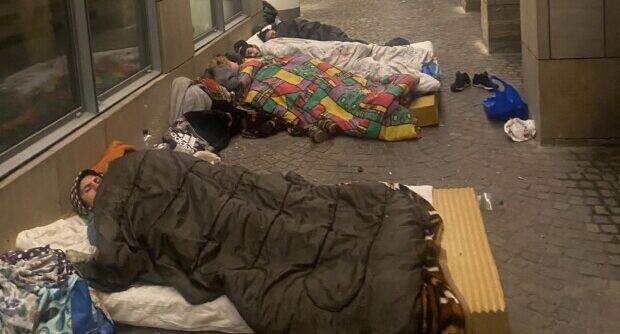 Fußballstadt Frankfurt erschrickt vor der eigenen Fratze