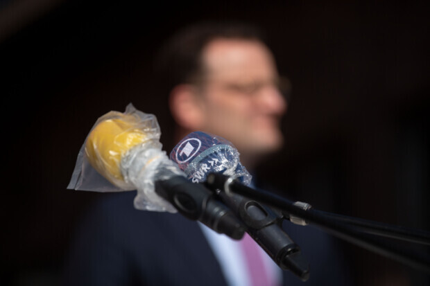 Wie die Medien an der Pandemie mitstrickten – und damit weitermachen