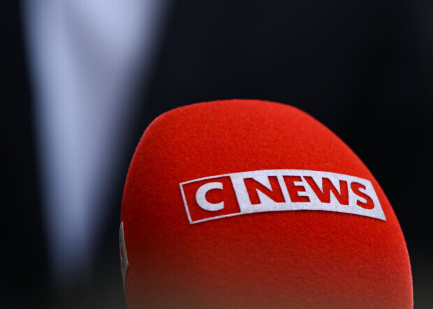 Strafzahlung wegen negativer Berichterstattung zu Migration und Klimawandel