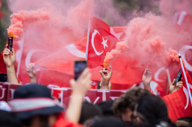 Die Nacht der schlechten Verlierer