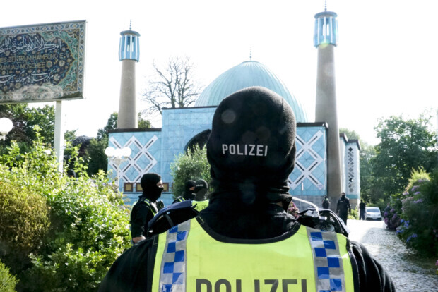 Compact und Islamisches Zentrum: zwei ungleiche Verbote