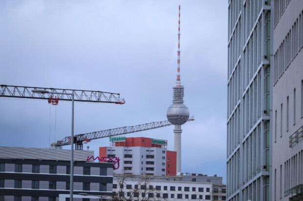 Wie die Grünen endlich Vermieter und Bauunternehmer aus Berlin vertreiben wollen