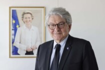 Ursula von der Leyen pfeift Thierry Breton in dessen Privatkrieg mit Elon Musk zurück