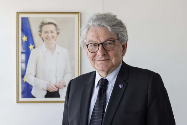 Ursula von der Leyen pfeift Thierry Breton in dessen Privatkrieg mit Elon Musk zurück