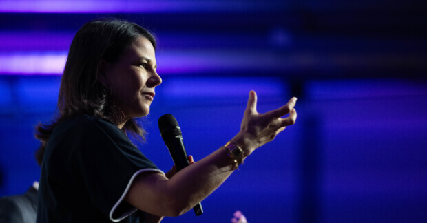 Baerbock-Affäre: Es gab mehr als einen Visa-Drücker im AA