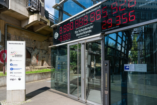 Die Deutschen zahlen so viele Steuern wie noch nie