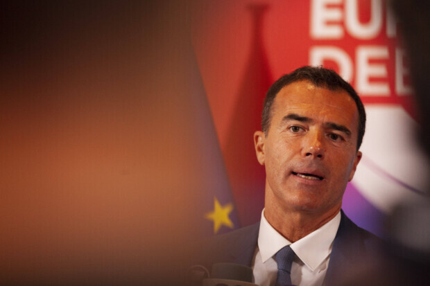 EU wird X verbieten, wenn Musk keine Zensur einführt, behauptet ein führender EU-Abgeordneter