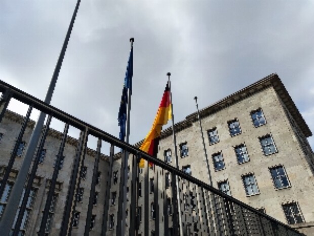 Muss die FDP Strafe zahlen für Anzeigen des Bundesfinanzministeriums?