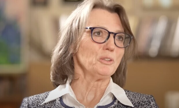 Juristin Röhrig zu Impfstoffen: Wir werden zu Versuchskaninchen